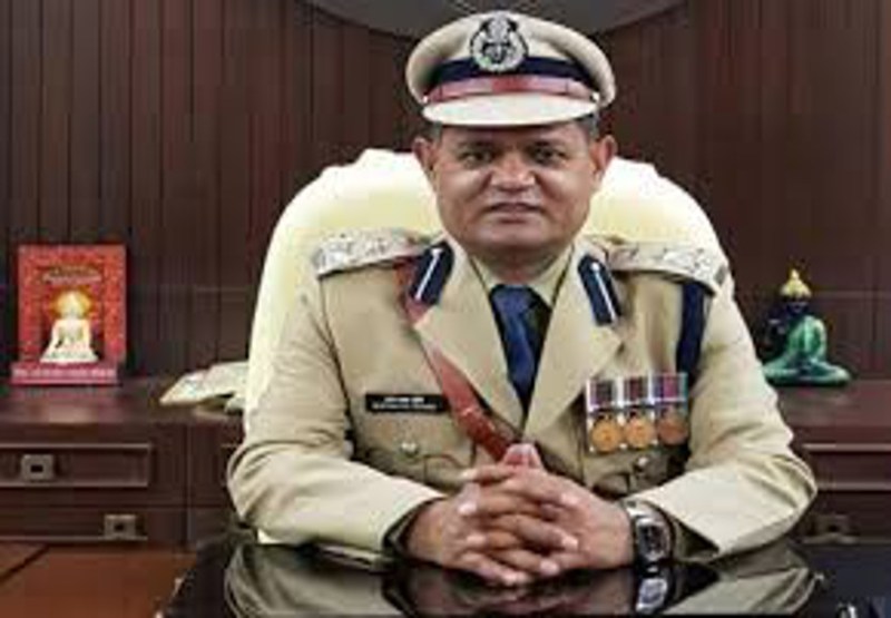 आईजी के कड़े तेवर देख थाना और चौकी प्रभारियों की खुली नींद, 24 घंटे के भीतर दर्ज किए 12 एफआईआर