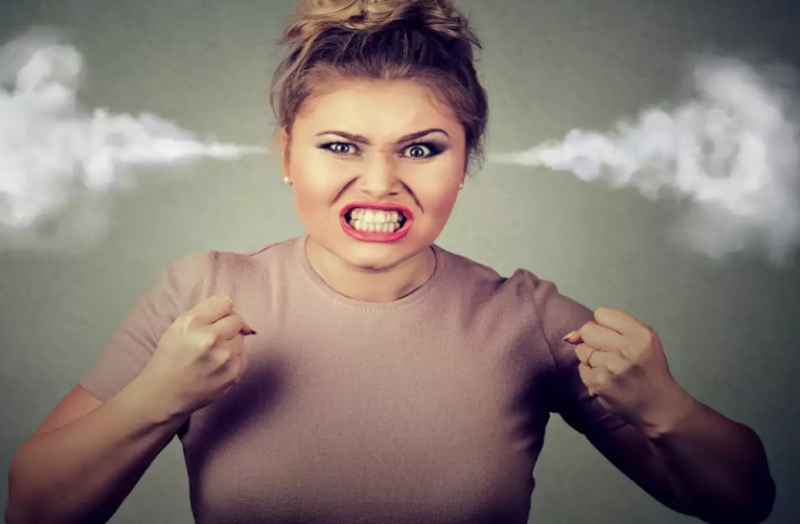 योग करके पा सकते हैं गुस्से पर काबू, जानें इनके बारे में