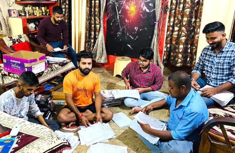 Startup: आपदा में भिलाई के राहुल ने ढूंढा अवसर, ऑनलाइन एग्जाम के लिए बनाया आंसरशीट, बेची हजारों कॉपियां