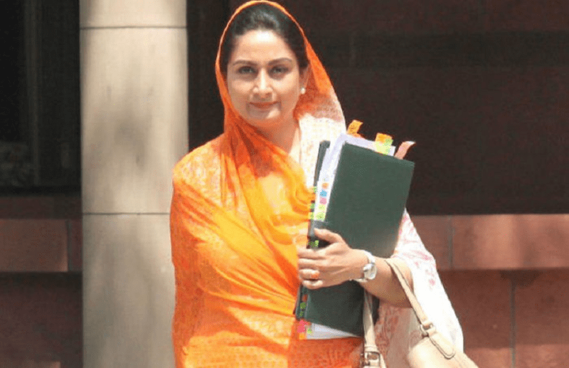 Punjab: पूर्व मुख्यमंत्री Prakash Singh Badal बोले- Harsimrat Kaur के इस्तीफे पर गर्व है