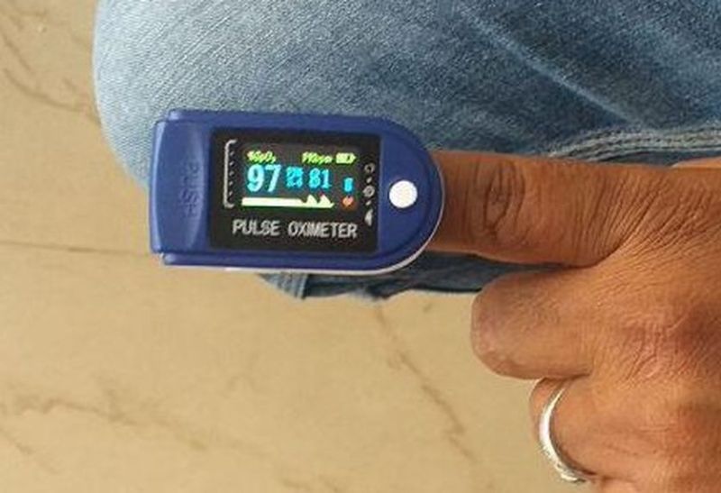 कोरोना संक्रमण: अब ऑक्सीमीटर और वेपोराइजर की डिमांड