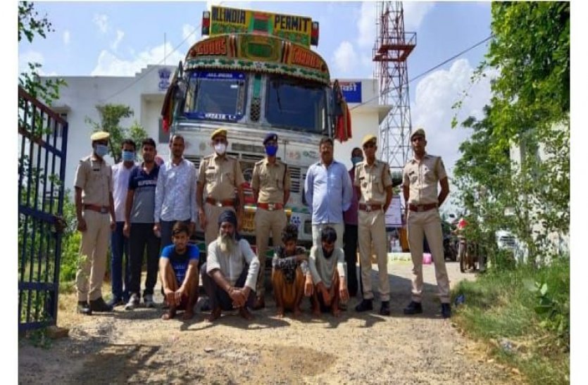 Rajsathan Police Arrest Smugglers Truck Full Of Marijuana In Bhiwadi
