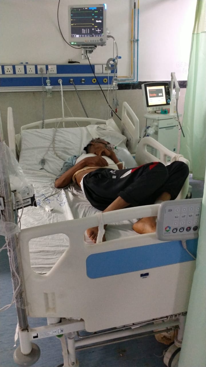 ऑक्सीजन खत्म होने से गई एक मरीज की जान, दो की सांसें अटकी