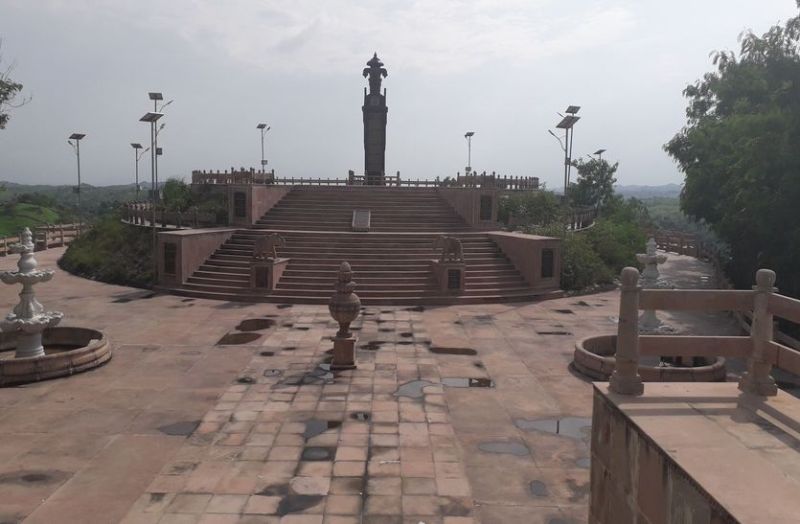 असीम संभावनाएं है पर अनदेखी से पिछड़ रहा रावली पयर्टन