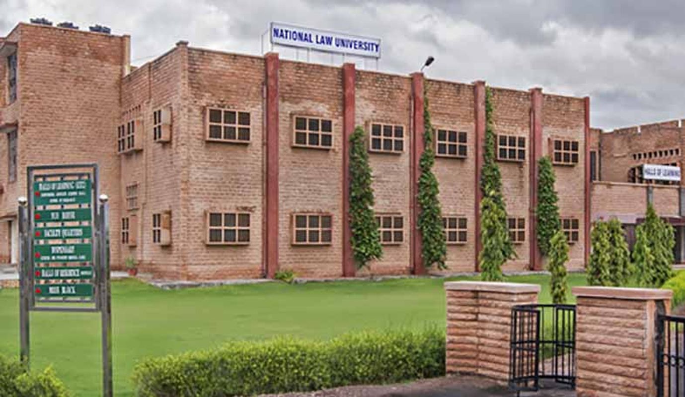 NLU राजस्थान को छोड़कर देश के समस्त 18 राज्य अपने छात्रों के हितेषी, 21 साल बाद भी प्रदेश के छात्रों को नहीं दिया आरक्षण