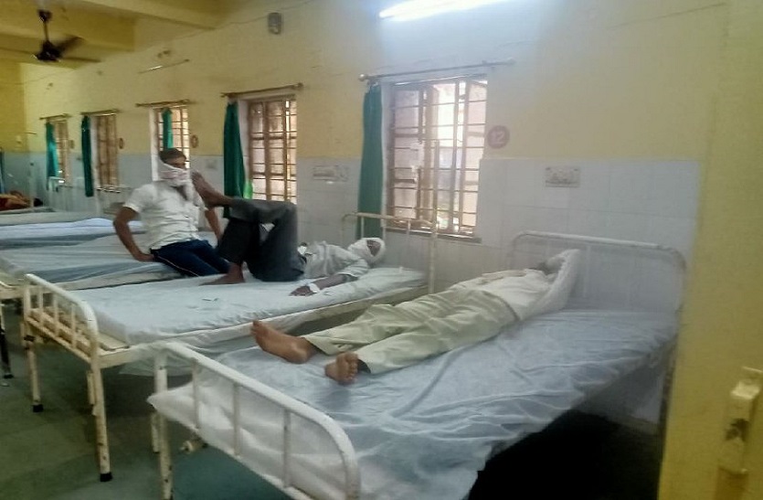 मृत्युभोज में दूषित भोजन से 60 से अधिक बीमार, आधा दर्जन अस्पताल में भर्ती