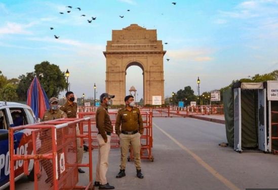 Delhi Police Imposed section 144 at India Gate 