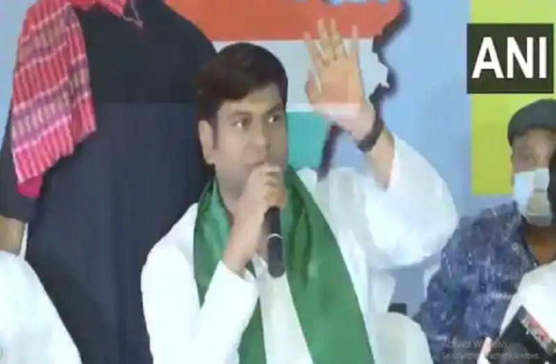 बिहार विधानसभा चुनावों में घमासान, वीआईपी पार्टी ने छोड़ा महागठबंधन