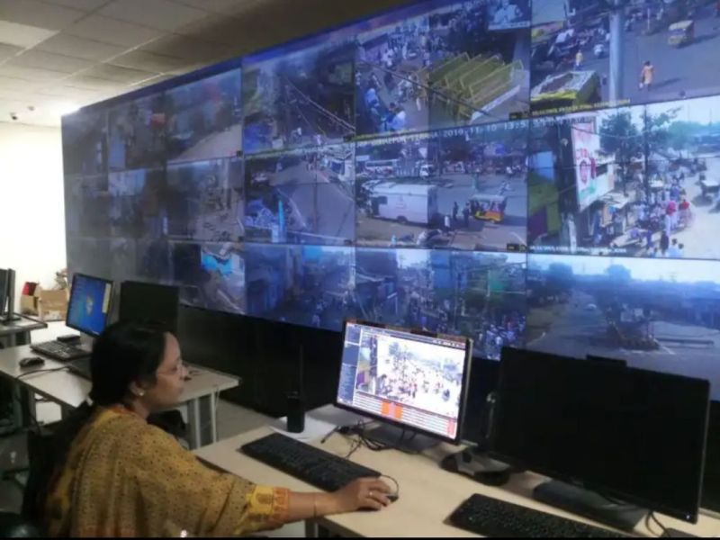 congress leader son fight against police, cctv camera record