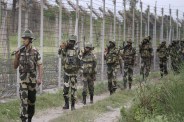  बीएसएफ आईजी ने किया भारत-पाक अंतरराष्ट्रीय सीमा का दौरा 