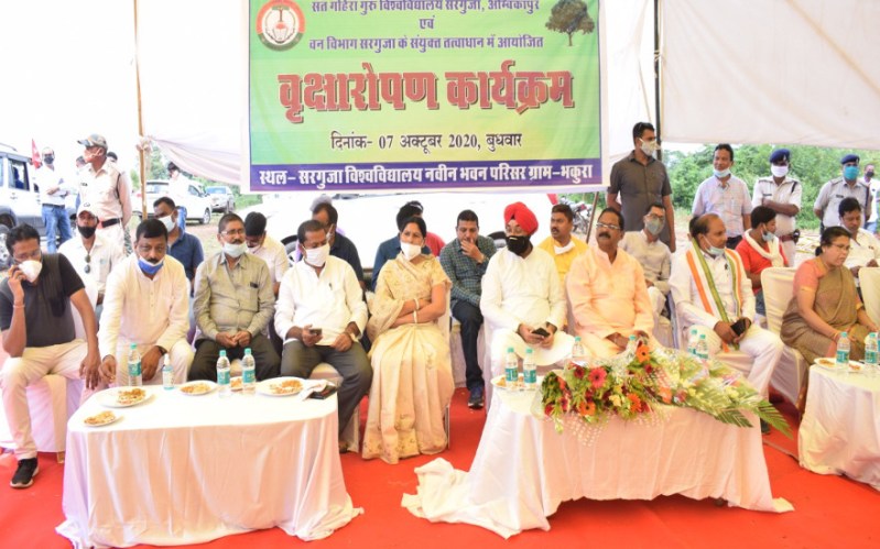 खाद्य मंत्री ने निर्माणाधीन संत गहिरा गुरु विश्वविद्यालय को देश के अन्य विश्वविद्यालयों से बताया अनूठा