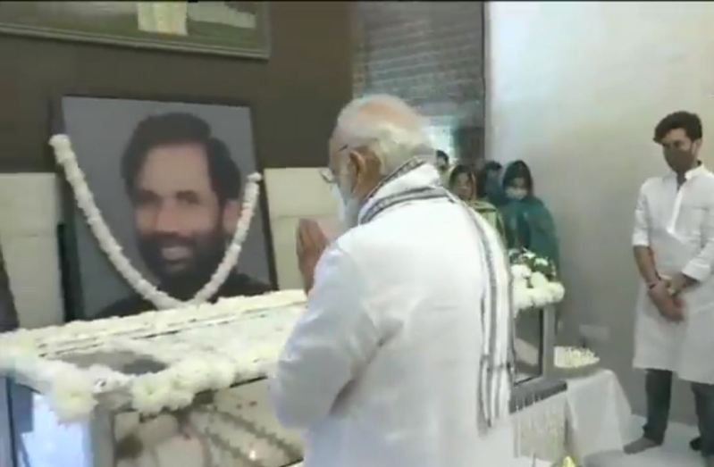 PM Modi tribute to ram Vilas paswan