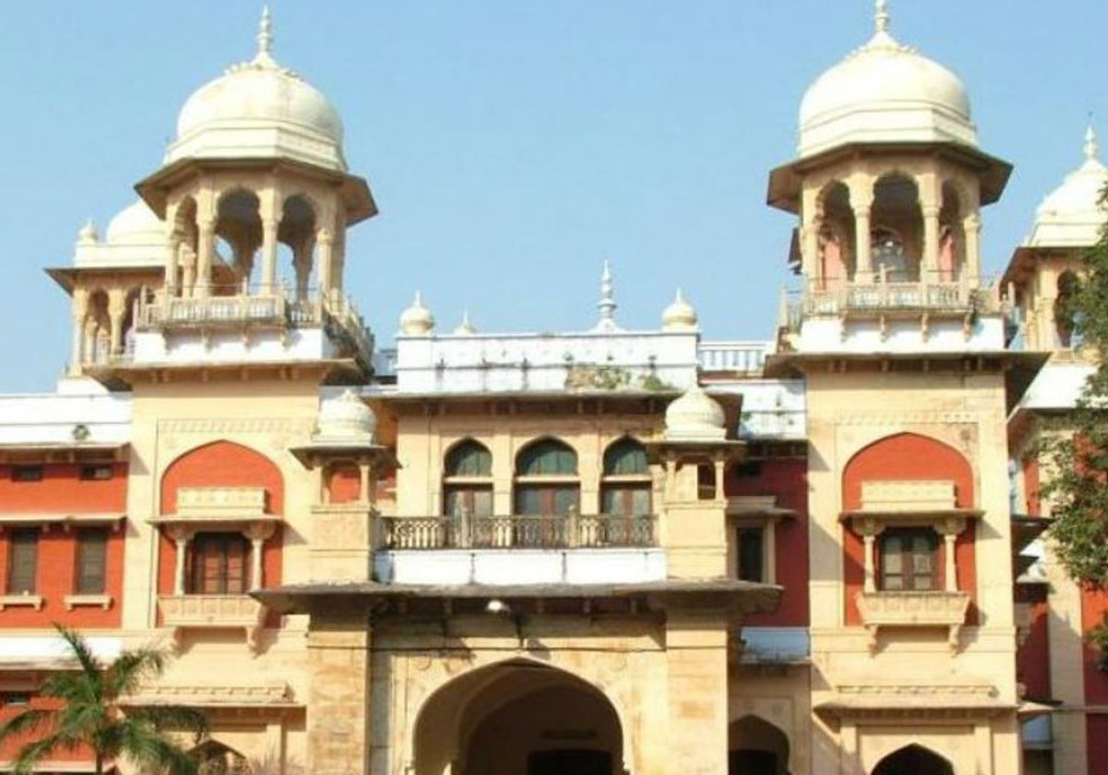 एक करोड़ की लागत से बनेगी इलाहाबाद विवि की घड़ी, 21 साल बाद फिर से करेगी टिक-टिक