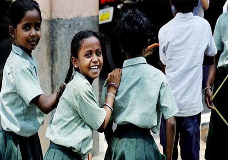 बेटियों की पढ़ाई की अब नहीं होगी चिंता, इस सरकारी योजना में बेटी को हर साल मिलेगी स्कॉलरशिप