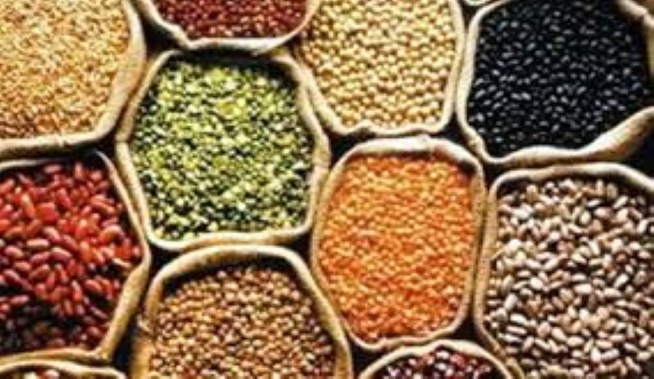 - कोरोना काल में बेतहाशा बढ़े दालें, सब्जियां व खाद्य घी-तेल के दाम