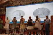 100 rupees coin