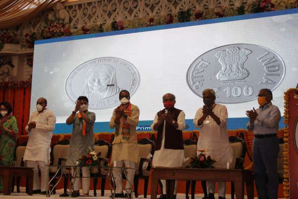 100 rupees coin