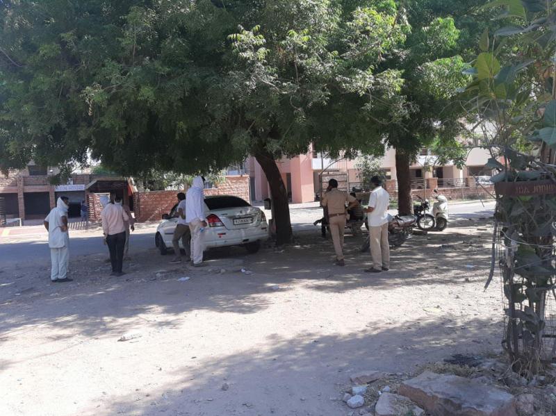 राह का रोड़ा बने पति पर करवाया प्राणघातक हमला, हुई मौत