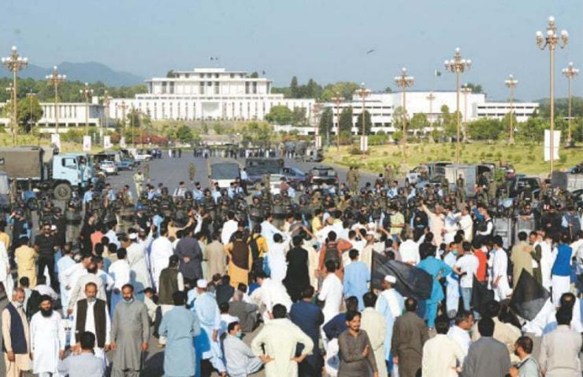 protest_In_pakistan.jpg
