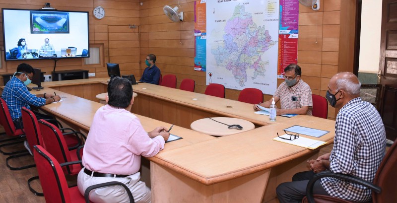 Legal action should be taken against who spoil the beauty of city