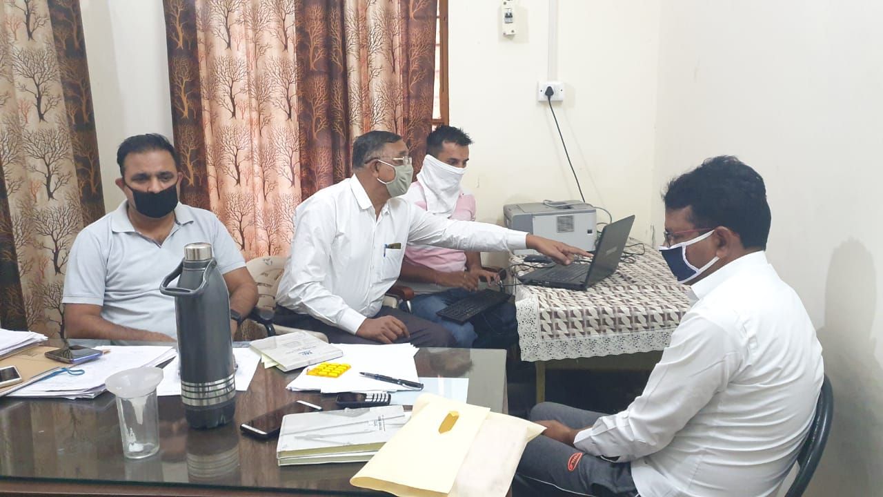 विकास कार्यों का भुगतान दिलाने के एवज में घूस लेते हनुमानगढ़ पंचायत समिति का एईएन गिरफ्तार