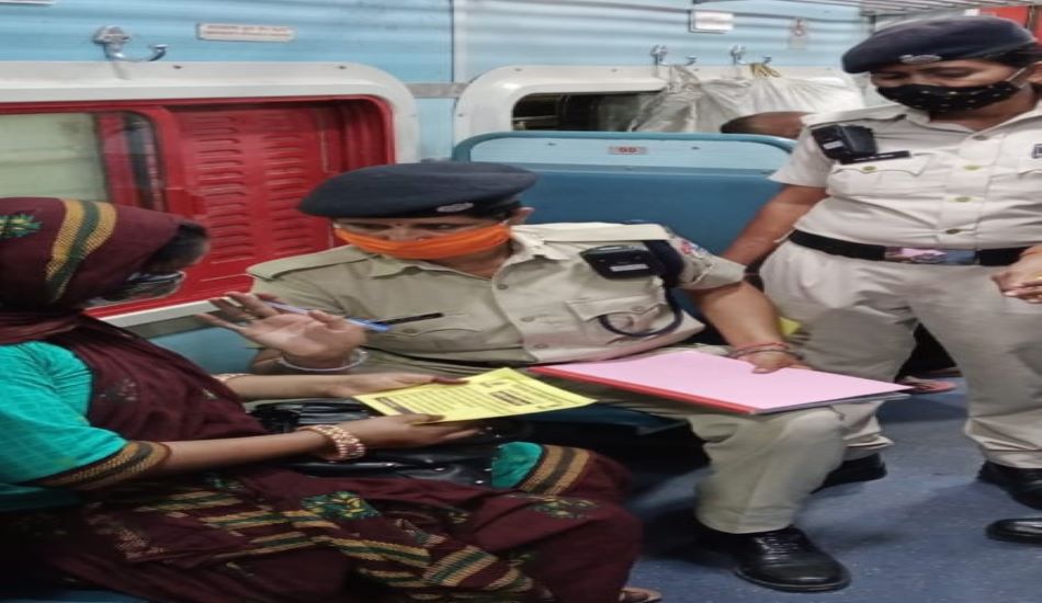 RAILWAY--टे्रन में अकेली यात्रा करने वाली महिलाओं की सुरक्षा करेगा आरपीएफ