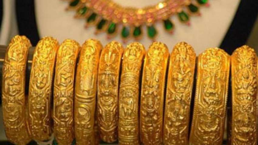 Gold Price Today: After three days rise, big drop in gold price