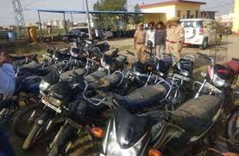 अजमेर, नागौर व पाली जिले से चुराई 11  बाइकें बरामद, तीन आरोपियों को पीसांगन पुलिस ने दबोचा