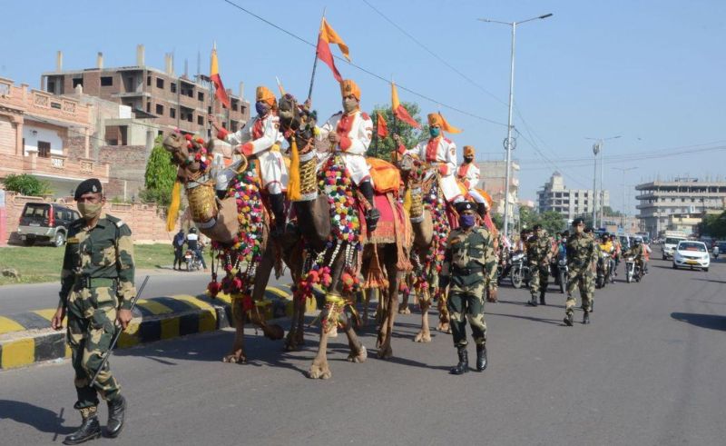 बीएसएफ फ्रंटियर मुख्यालय से निकाली कोरोना जागरूकता रैली