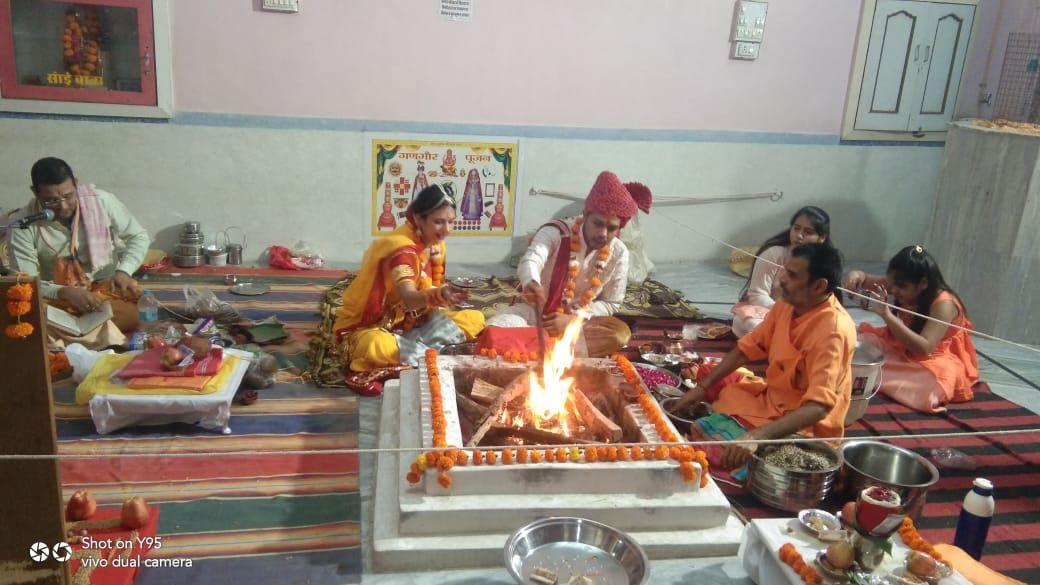 navratra 2020: दुर्गा अष्टमी पर किया कन्या पूजन, हवन में दी आहुतियां