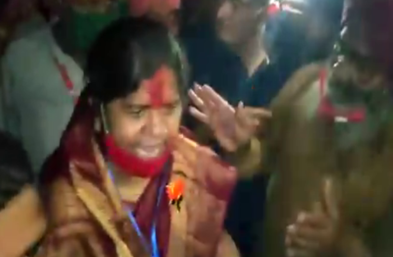 मंत्री इमरती देवी ने कहा- मैं गरीब की बेटी, किसानों की लड़ाई लड़ती हूं, पार्टी जाए भाड़ में