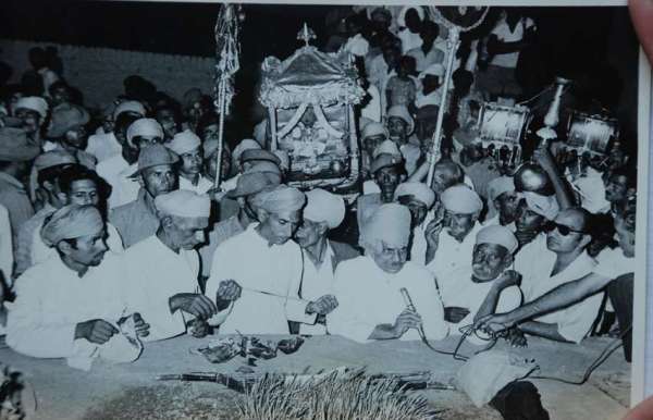 वक़्त जे साथ बदल गया रावण