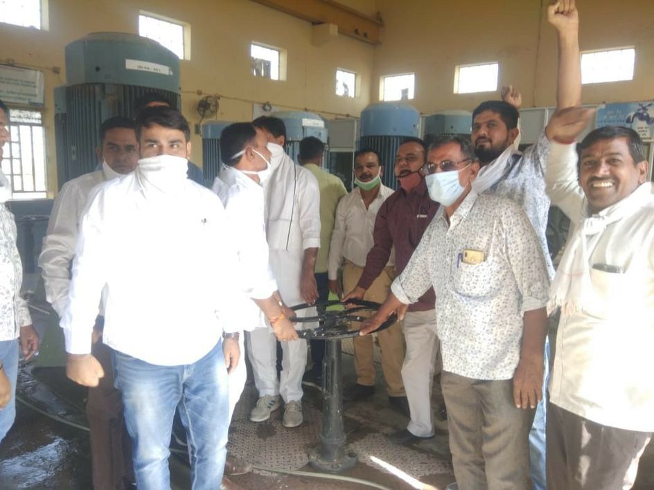 ठेकेदारों ने बंद कर दिए पेयजल सप्लाई के फिल्टर प्लांट, समझाइश पर फिर चालू हुए