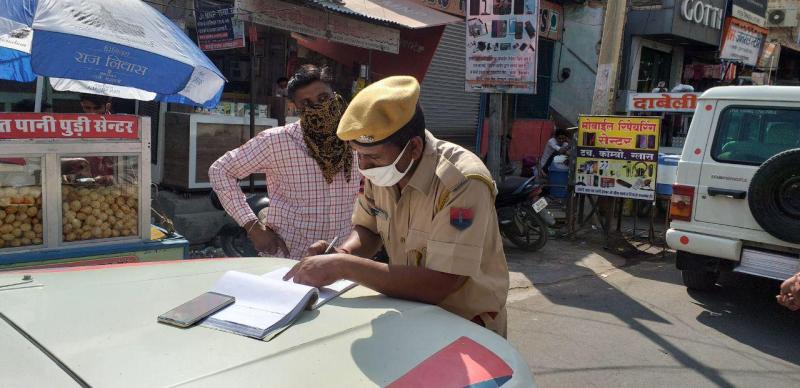 बाजारों में भीड़ उमड़ी तो बढ़ी चिंता, मास्क पर रहेगी पुलिस की कड़ी नजर