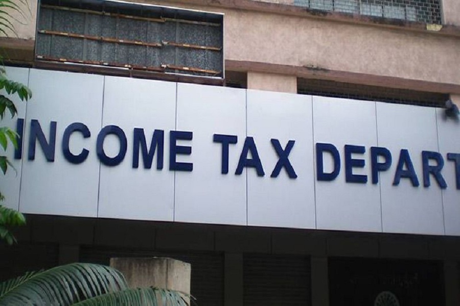 I-T dept uncovers unaccounted investment of around Rs 150 crore