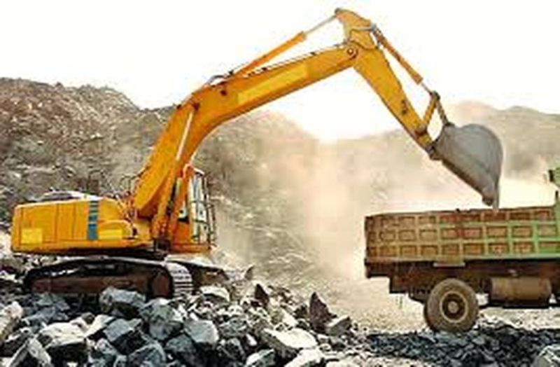 mining mafia - यहां खनन माफियाओं की दबंगई, अधिकारी भी घबराते