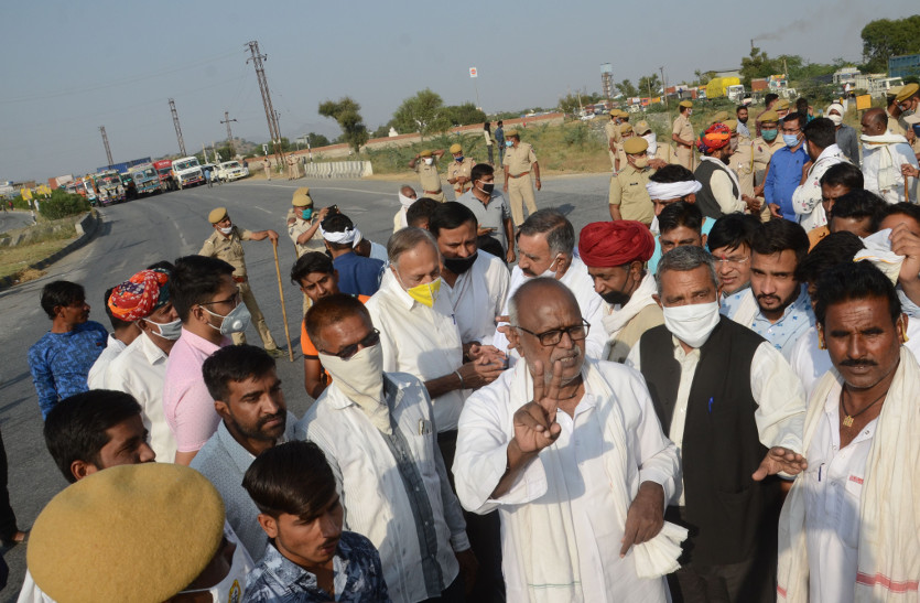 Gurjar Aarakshan Aandolan: Ajmer-Beawar Highway jam