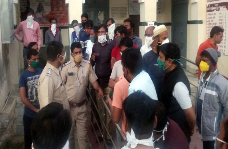 मकान के बाहर खड़े-खड़े अचानक आई चक्कर, गिरने से शिक्षक की मृत्यु, जानिए कैसे हुई घटना...