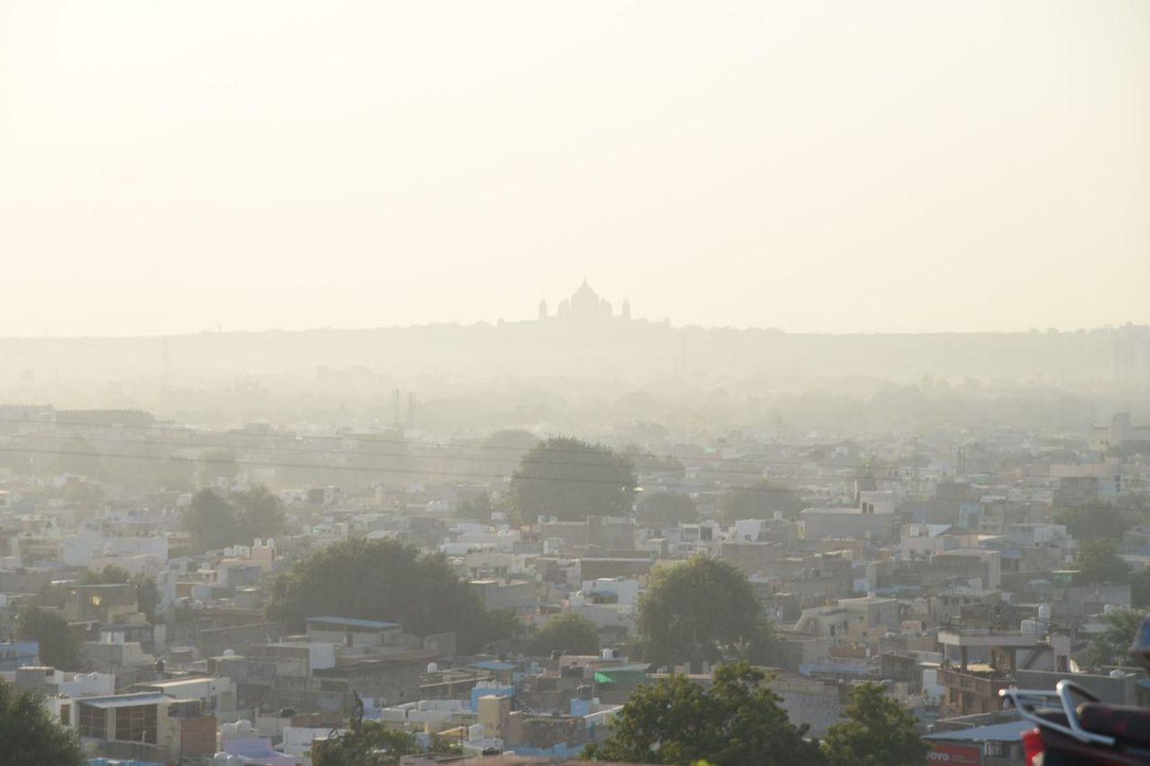 प्रदेश में पहाड़ों पर भी रेगिस्तानी जलवायु का असर