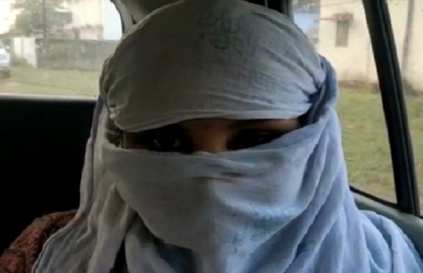 जिला कांग्रेस अध्यक्ष के भतीजे ने आंगनबाड़ी कार्यकर्ता को पीटा और फाड़े कपड़े, दुष्कर्म के प्रयास का आरोप