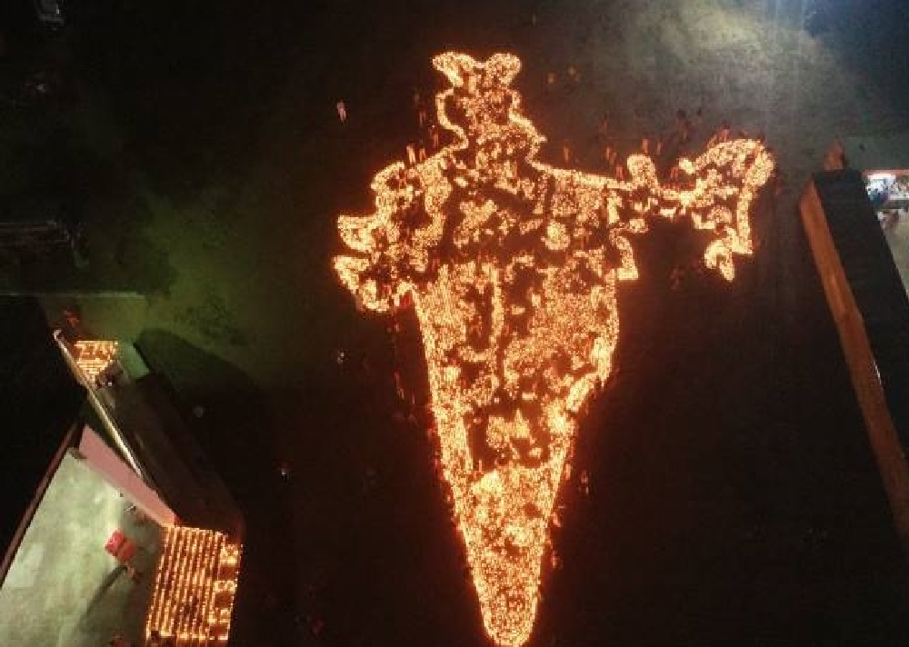 अयोध्या के दीपोत्सव से पूर्व बाराबंकी के दीपोत्सव की दिखी अनुपम छटा
