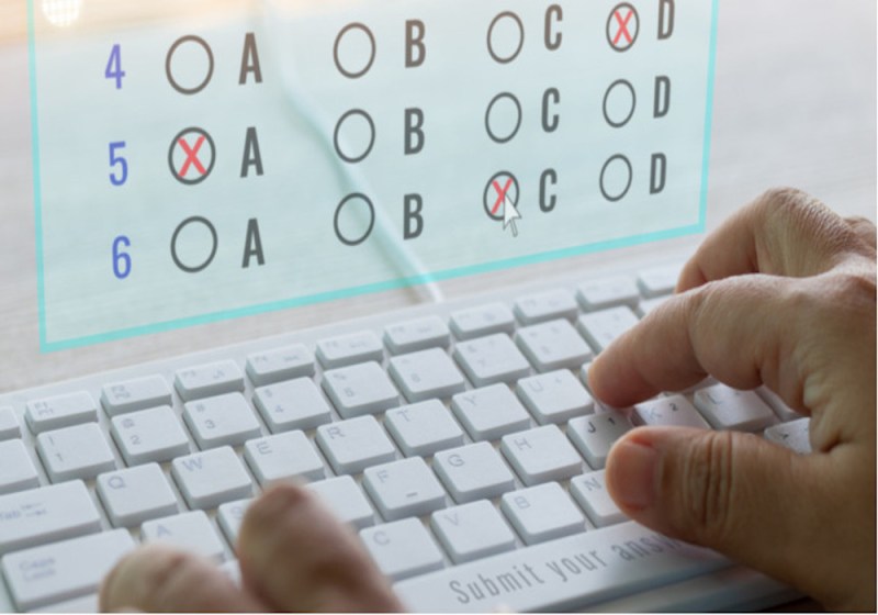 UP Top Ten News: 20 नवंबर से ऑनलाइन-ऑफलाइन मोड में होंगी परीक्षाएं