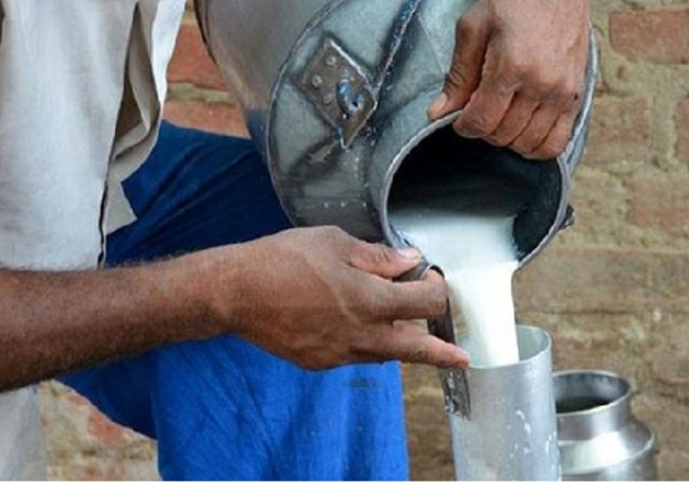 एक दिसम्बर से यहां 50 रुपए प्रति लीटर बिकेगा दूध