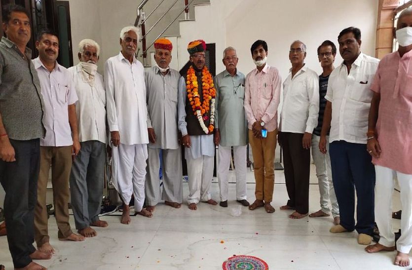 अभिनंदन समारोह में किया सम्मान