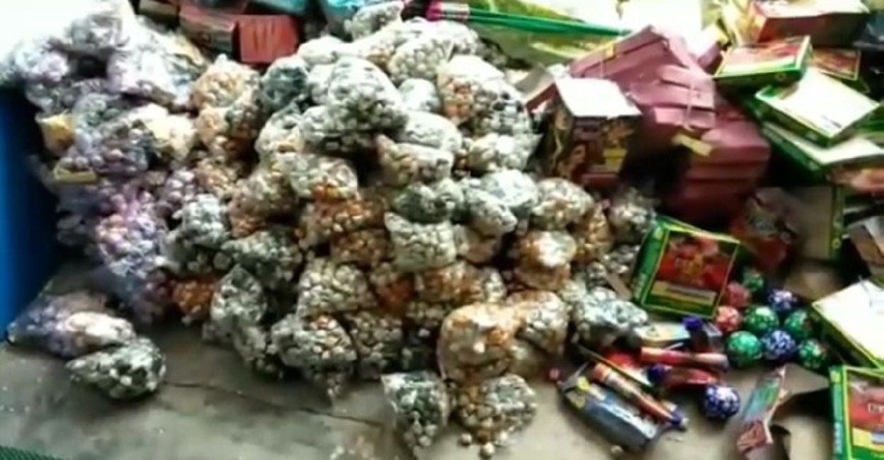 बंगाल में पटाखे जलाने और खरीद बिक्री पर लगी पाबंदी रहेगी बरकरार