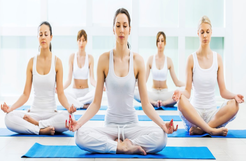हृदय से जुड़ी समस्याओं में फायदेमंद हैं ये योगासन, जानें इनके बारे में