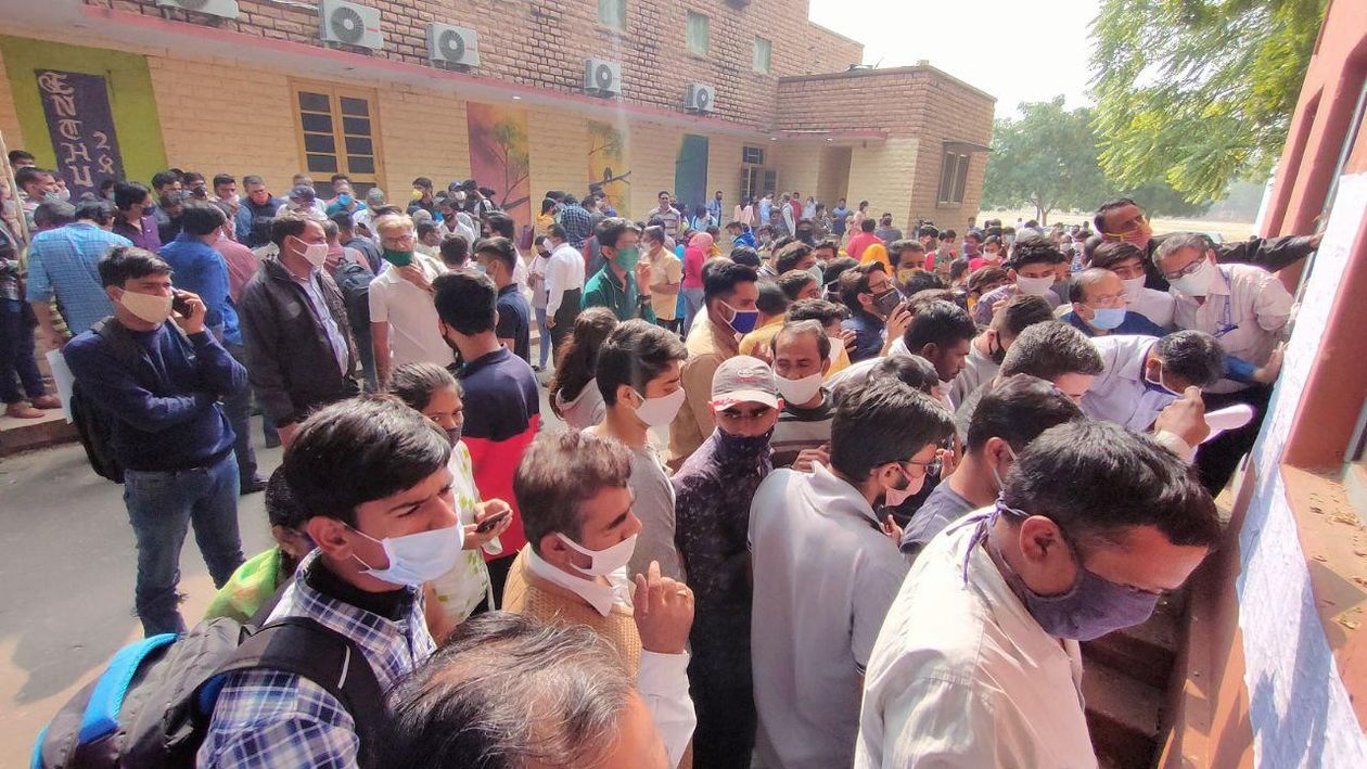 JNVU: कोरोना विस्फोट के कारण जेएनवीयू की परीक्षाएं स्थगित