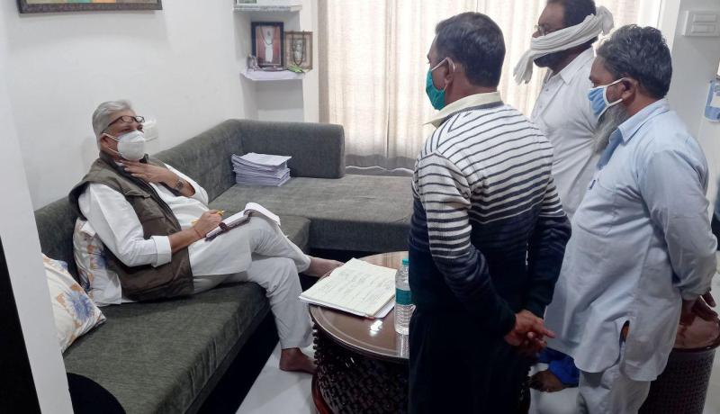 प्रदेश पर्यवेक्षक ने ली कांग्रेस प्रत्याशियों की टोह