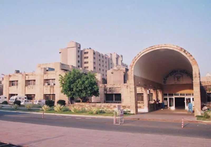 देश के टॉप 10 अस्पतालों में SGPGI लखनऊ तीसरे स्थान पर, KGMU और लोहिया को नहीं मिली जगह