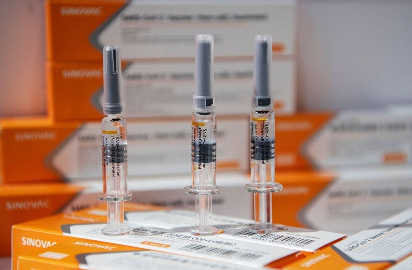 COVID VACCINE : इस देश ने किया 14 करोड़ से ज्यादा वैक्सीन खरीदने का सौदा